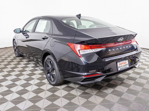 Used 2022 Hyundai Elantra SEL w/ Cargo Package image 13