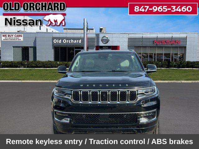Used 2023 Jeep Wagoneer 4WD w/ Premium Group I image 2
