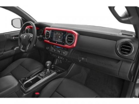 Used 2019 Toyota Tacoma TRD Sport AWD/4WD image 15