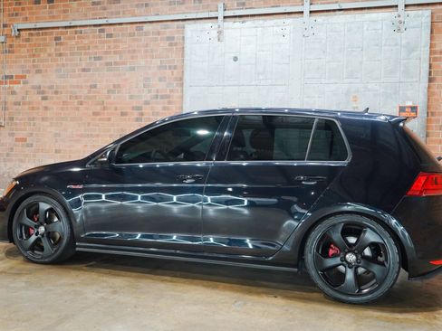 Used 2017 Volkswagen GTI S FWD image 10