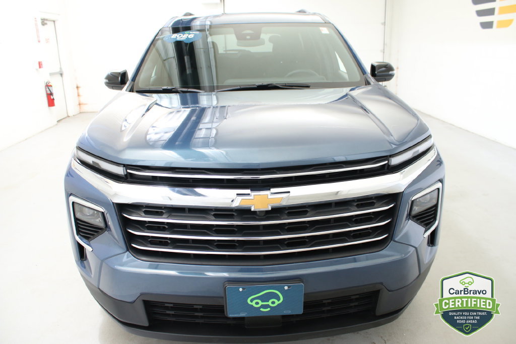 Certified 2026 Chevrolet Traverse LT FWD image 5
