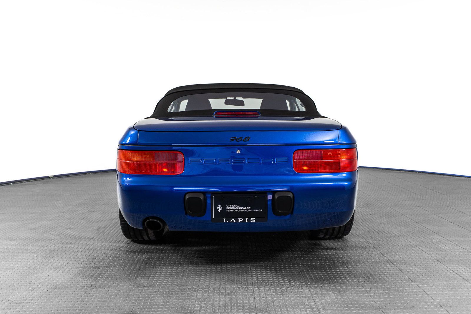 Used 1992 Porsche 968 Cabriolet RWD image 6