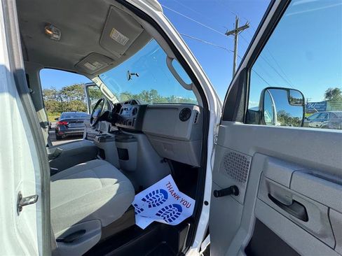 Used 2013 Ford E-350 and Econoline 350 XL image 13