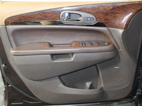 Used 2017 Buick Enclave Premium w/ Enclave Tuscan Edition image 23