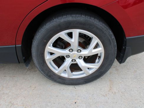 Used 2021 Chevrolet Equinox Premier AWD/4WD image 10