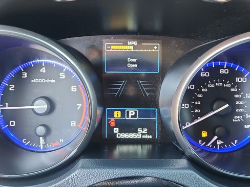 Used 2018 Subaru Outback 2.5i Limited AWD/4WD image 15