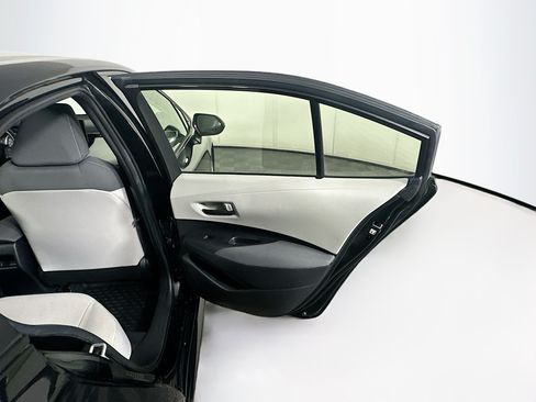 Used 2022 Toyota Corolla LE FWD image 27
