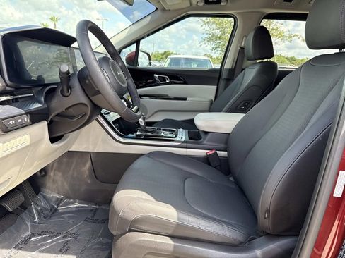 Used 2024 Kia Carnival SX Prestige FWD image 22