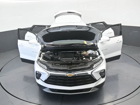 Used 2024 Chevrolet Blazer LT image 68