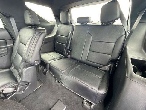 Used 2024 Chevrolet Traverse LT FWD image 25