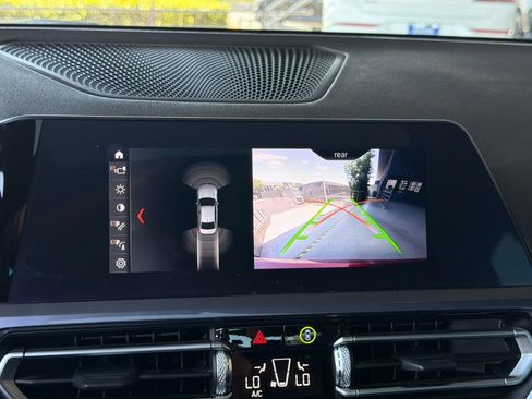 Used 2020 BMW 330i Sedan w/ Driving Assistance Package RWD image 19