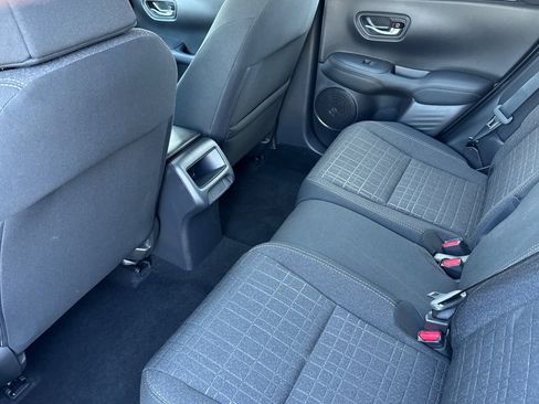 Certified 2025 Honda HR-V LX image 26