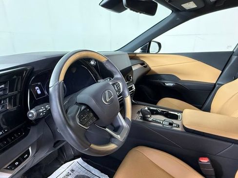 Used 2023 Lexus RX 350 Premium w/ Cold Area Package FWD image 18