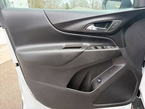 Certified 2024 Chevrolet Equinox LT w/ LPO, Floor Liner Package FWD image 20