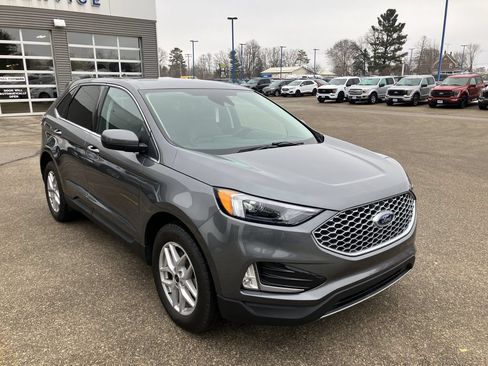 Used 2024 Ford Edge SEL w/ Convenience Package AWD/4WD image 4