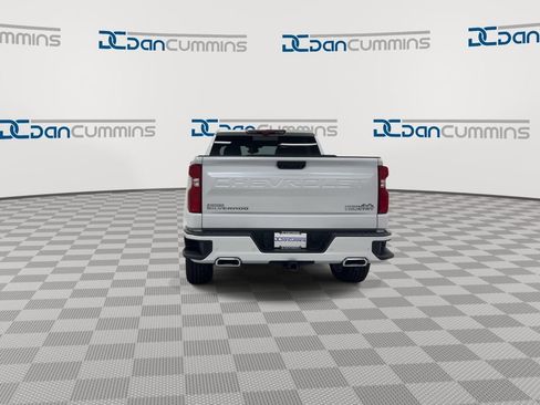 Used 2023 Chevrolet Silverado 1500 High Country w/ Technology Package image 7