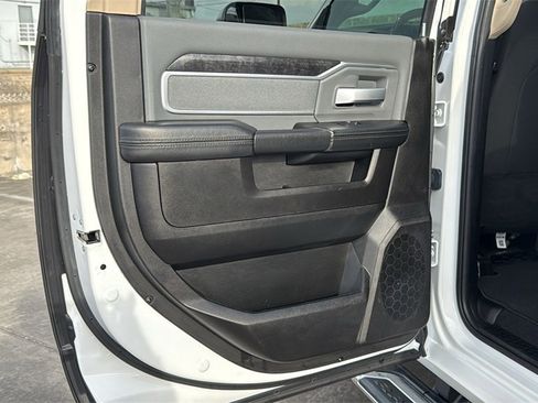 Used 2019 RAM 2500 Big Horn image 15