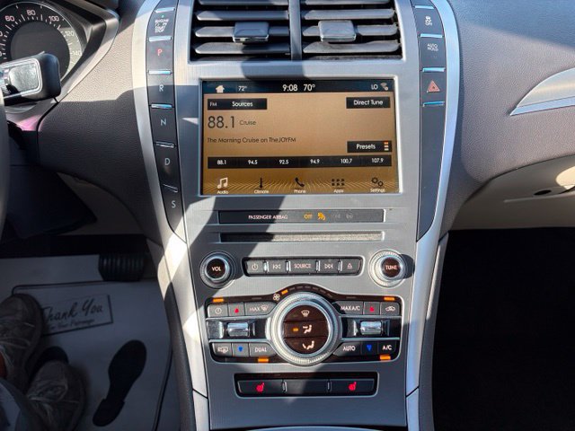 Used 2017 Lincoln MKZ Premiere AWD/4WD image 22