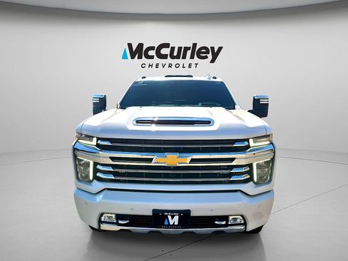 Used 2023 Chevrolet Silverado 3500 High Country w/ Z71 Off-Road Package AWD/4WD image 2
