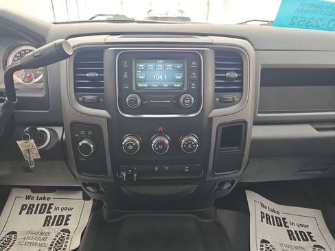 Used 2016 RAM 2500 Tradesman w/ Chrome Appearance Group image 17