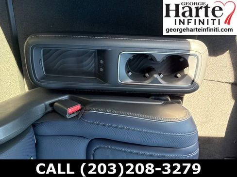 New 2026 INFINITI QX80 4WD image 15