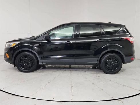 Used 2017 Ford Escape S image 3