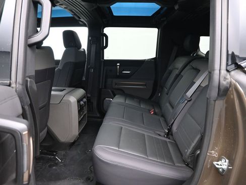 Used 2024 GMC Hummer EV 3X w/ Extreme Off-Road Package AWD/4WD image 31