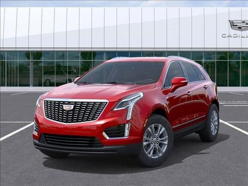 New 2025 Cadillac XT5 Luxury image 6