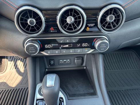 New 2025 Nissan Sentra SR w/ SR Premium Package image 29