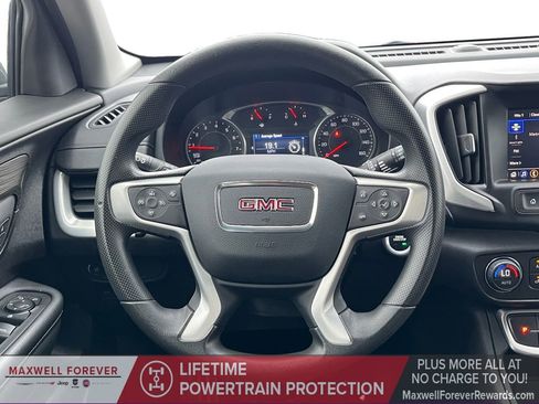 Used 2024 GMC Terrain SLE w/ Driver Convenience Package image 21