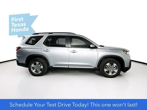 New 2026 Honda Pilot EX-L image 9