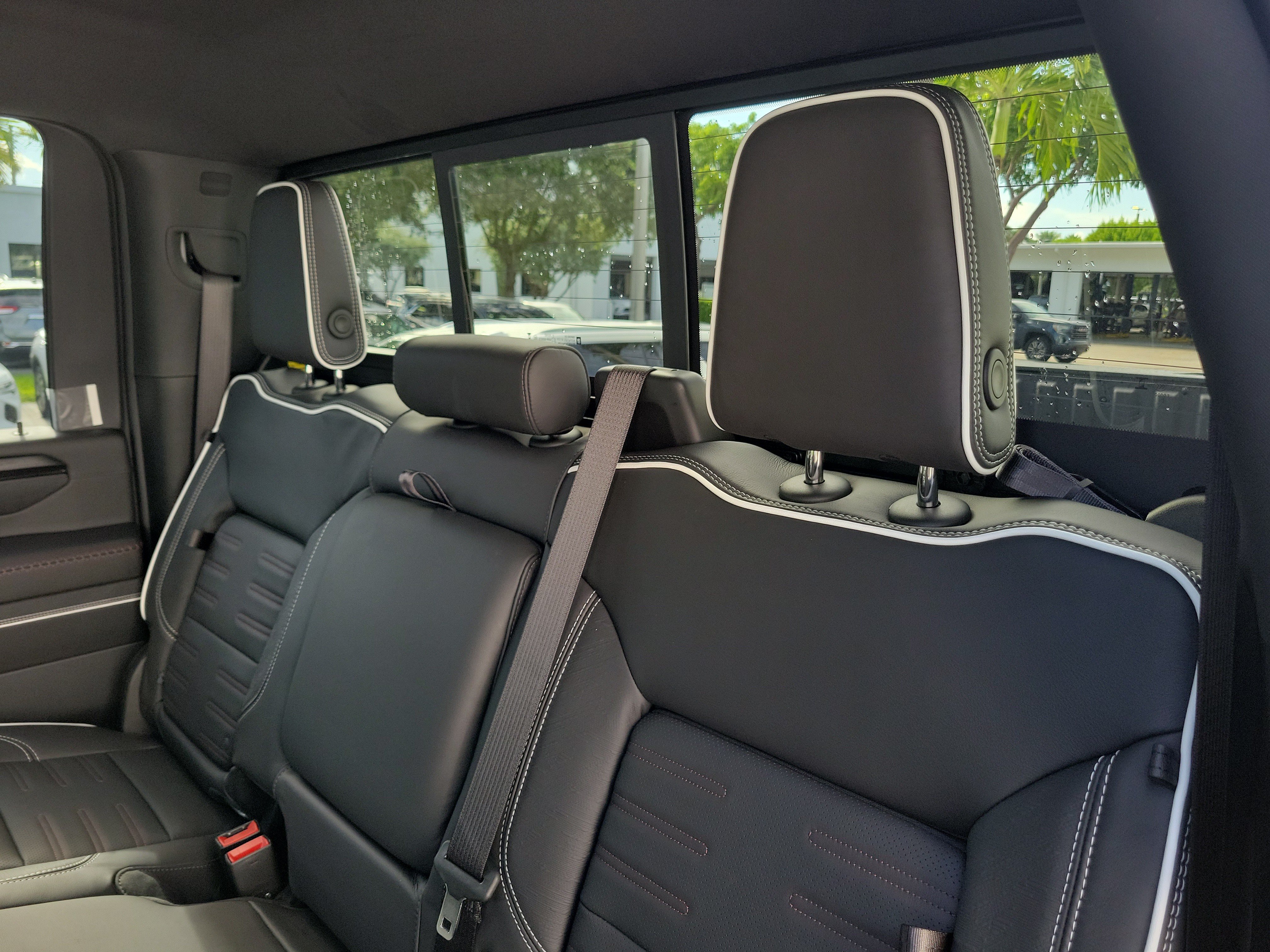New 2026 GMC Sierra 2500 AT4X AWD/4WD image 13