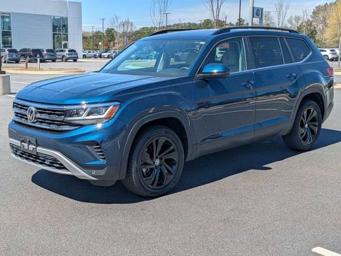 Certified 2022 Volkswagen Atlas SE image 8