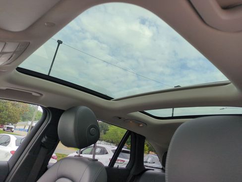 Certified 2021 Mercedes-Benz GLC 300 4MATIC image 27