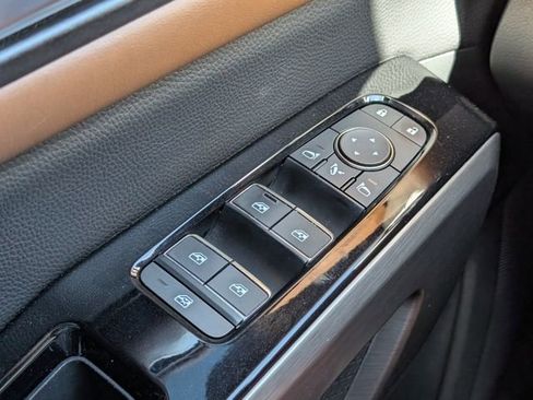 Used 2023 Nissan Pathfinder Platinum w/ Cargo Package image 29