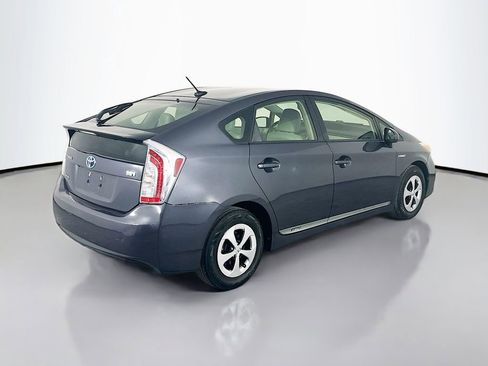Used 2014 Toyota Prius Four image 7
