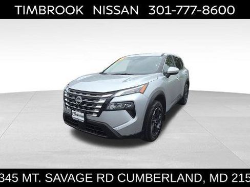 Certified 2025 Nissan Rogue SV AWD/4WD image 1