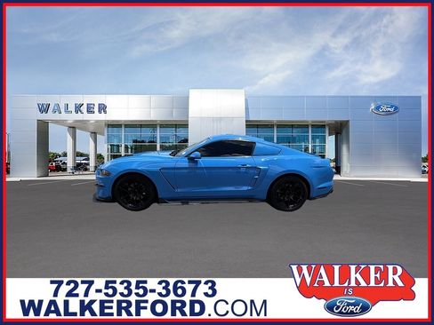 Used 2022 Ford Mustang Coupe RWD image 1