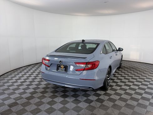 Used 2022 Honda Accord Sport image 10