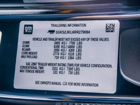 Used 2024 GMC Yukon XL Denali AWD/4WD image 49