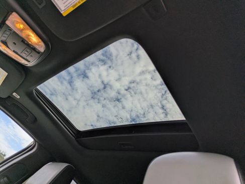 Used 2023 Dodge Durango GT image 23