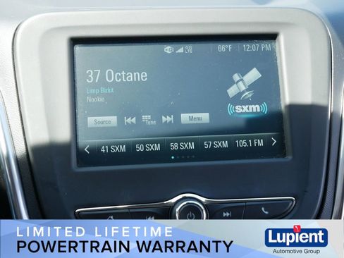 Used 2018 Chevrolet Equinox LT FWD image 23