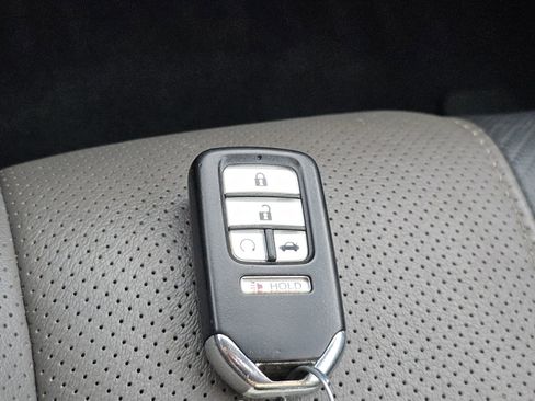 Used 2016 Honda Civic EX-L image 31