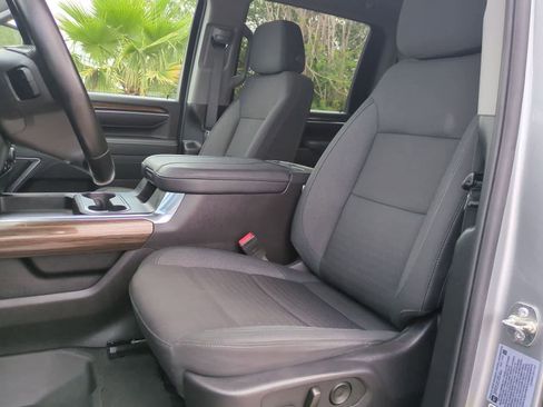 Used 2025 Chevrolet Silverado 2500 LT AWD/4WD image 19