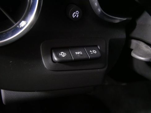 Used 2020 Chevrolet Camaro SS image 21