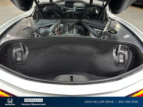 Used 2021 Chevrolet Corvette Stingray Coupe w/ 1LT RWD image 28