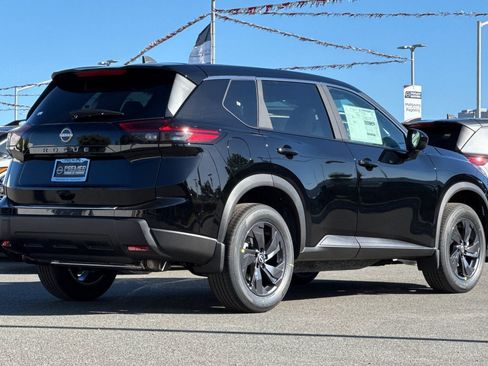 New 2026 Nissan Rogue SV FWD image 4