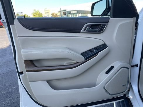 Used 2019 GMC Yukon Denali w/ Denali Ultimate Package image 11