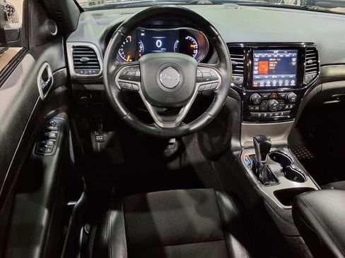 Certified 2021 Jeep Grand Cherokee Laredo X image 8