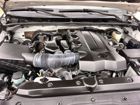 Used 2023 Toyota 4Runner SR5 Premium w/ Moonroof Package image 10